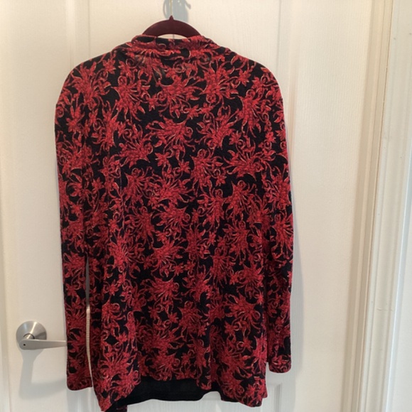 JM Collection woman’s top. Size 1x. - Picture 7 of 9